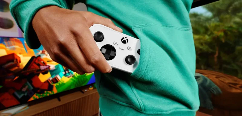 微软推出口袋大小的Xbox Nano手柄：比手机还短，主打《我的世界：地下城 II》合家欢联机